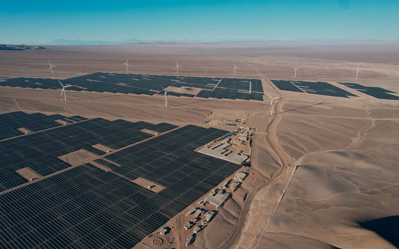 Inicio operación comercial central fotovoltaica Las Salinas